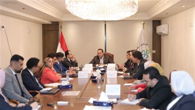 رئيس الرعاية الصحية يوجه بخطة زمنية متكاملة لإدارة دورة الإيرادات