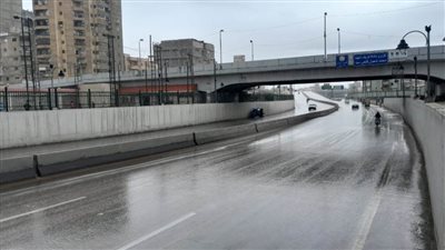 تساقط أمطار غزيرة على الإسكندرية منذ الساعات الأولى من الصباح 