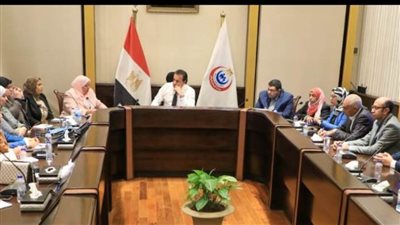 تفاصيل اجتماع وزير الصحة مع مديري إدارات الرعاية الصحية الأولية بالمحافظات