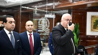 محافظ قنا: مشروعات 