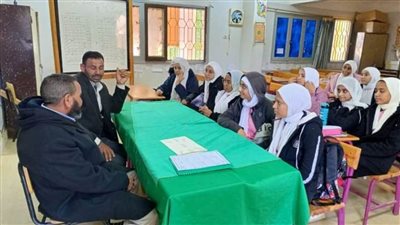 ندوة توعوية لطلاب مدارس الوادي الجديد حول السلامة والصحة المهنية 