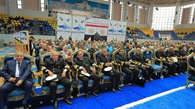 الفريق أسامة ربيع يكرم العاملين المحالين للتقاعد بهيئة قناة السويس