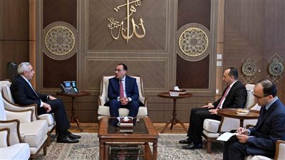 عاجل.. رئيس الوزراء يؤكد حرص مصر على دعم العلاقات التاريخية مع العراق في مختلف المجالات
