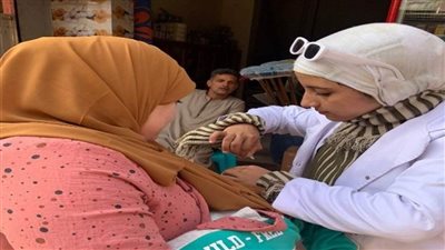 محافظ الإسماعيلية يتابع نتائج الحملة القومية للتطعيم ضد مرض شلل الأطفال بالمحافظة