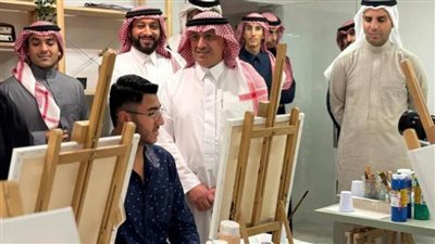 فنان مصري يحصل على شهادة تميز خلال مشاركته في ملتقى 