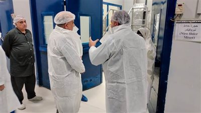 وزير قطاع الأعمال العام: شركة النيل للأدوية تقوم بإنتاج أكثر من 100 مستحضر يتم تداولها في السوق المصرية