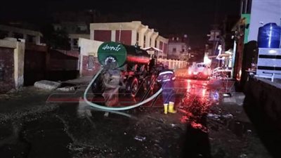 رفع مخلفات الأمطار من شوارع وميادين كفر الشيخ 