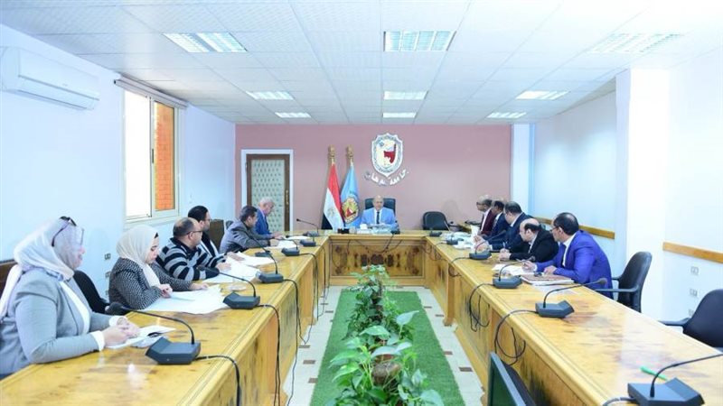 خلال الاجتماع