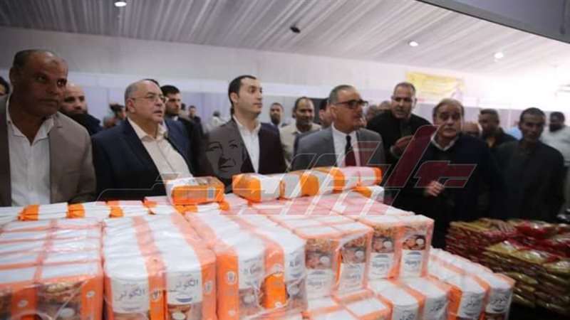 جولة المحافظ