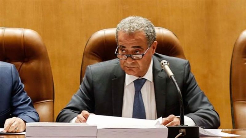 وزير التموين