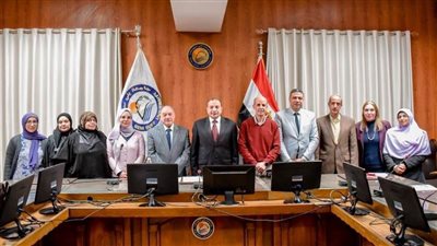 رئيس جامعة بني سويف يرأس اجتماع اللجنة العليا لأخلاقيات البحث العلمي