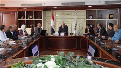  تزويد محطات القطار الكهربائي بالمرافق بنطاق بني سويف