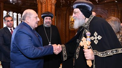 عاجل.. رئيس مجلس الشيوخ يهنئ البابا تواضروس بعيد الميلاد المجيد