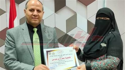 وكيل تعليم كفر الشيخ يكرم مكتب الاتحادات الطلابية