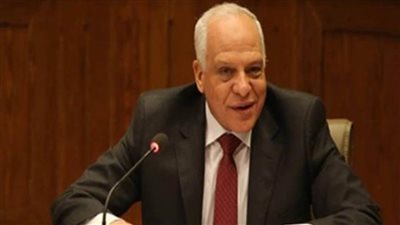 محافظ الجيزة يعاين نموذجا لمشروع تطوير ورفع كفاءة طريق المنصورية (المرحلة الثانية)