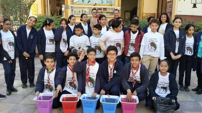 محافظ أسيوط يشيد