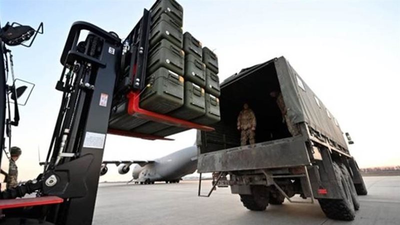 ببيع معدات عسكرية