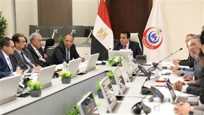 وزير الصحة يجتمع بنقيبي الأطباء البشريين والأسنان وصحة للشيوخ