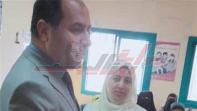 كفر الشيخ: صرف مكافأة للعاملين بالوحدة الصحية بأم سن لالتزامهم بالعمل