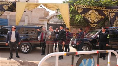 محافظ كفر الشيخ يتفقد خدمات تأمين الكنائس