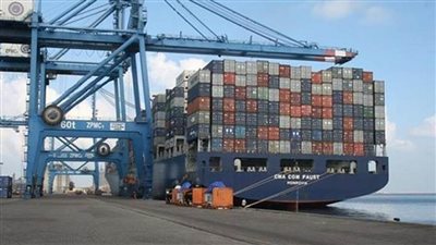 تداول 42 سفينة للحاويات والبضائع بميناء دمياط