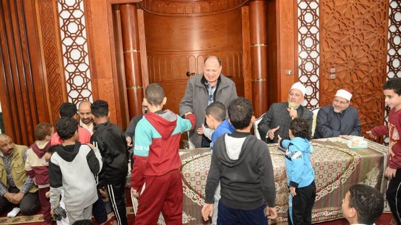 محافظ أسيوط يشهد