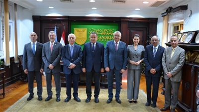 رئيس جامعة الإسكندرية يستقبل وفد جامعة بيروت العربية