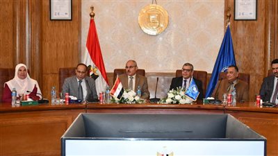 بمناسبة عيد الميلاد المجيد