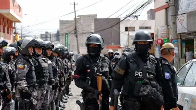 طوارئ لهروب زعيم