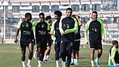 مهاجم الأهلي السابق يقترب من الزمالك في الميركاتو الشتوي