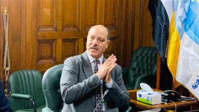 وكيل وزارة التربية والتعليم ورئيس مجلس إدارة شركة مياه الشرب والصرف الصحي بالإسكندرية