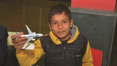 مصر للطيران تنظم جولة تعريفية لمجموعة من أطفال مستشفي 57357 داخل أكاديمية مصر للطيران للتدريب