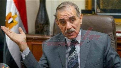 إزالة الإعلانات المخالفة وغير المرخصة بكفر الشيخ