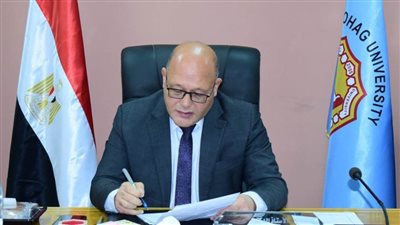 فتح باب المشاركة للمشروعات البحثية الطلابية بالمؤتمر العلمي التاسع لشباب الباحثين بجامعة سوهاج