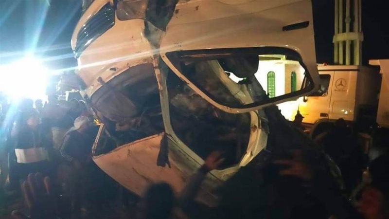 مصرع 3 أشخاص وإصابة