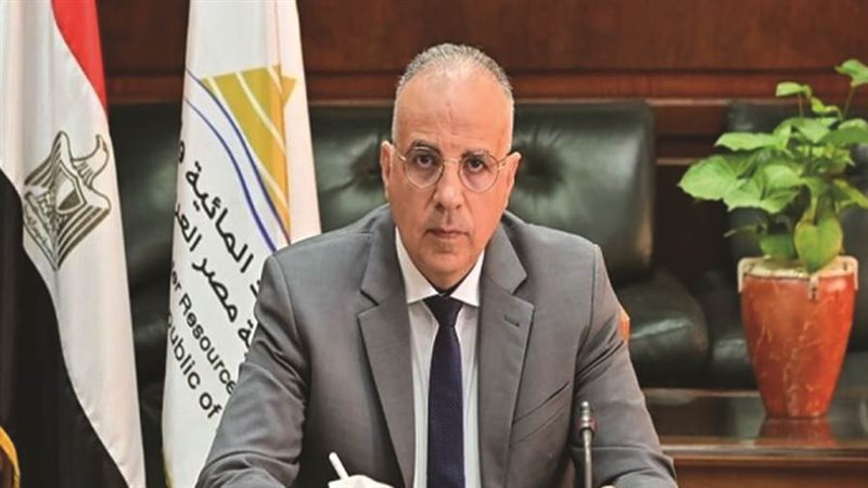 وزير الموارد المائية