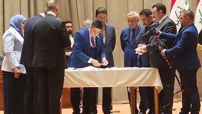 انتهاء الجولة الأولى للتصويت على انتخاب رئيس البرلمان العراقي.. وبدء عملية الفرز
