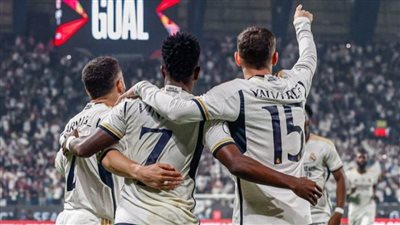 ريال مدريد يفوز على برشلونة ويتوج بطلاً للسوبر الإسباني للمرة الثالثة عشرة في تاريخه