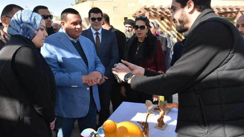 وزير التنمية المحلية