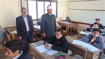 377 ألف طالب يؤدون امتحانات الشهادتين الابتدائية والإعدادية بأزهر سوهاج