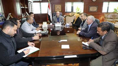 في لقاء المحافظ: حلول شكوى الأهالي لإعادة رد الشيء لأصله في طريق اهناسيا