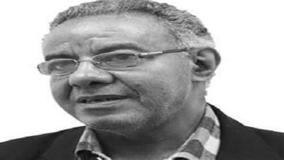 فارس الكلمة يترجل.. وداعا محمد أبو كريشة