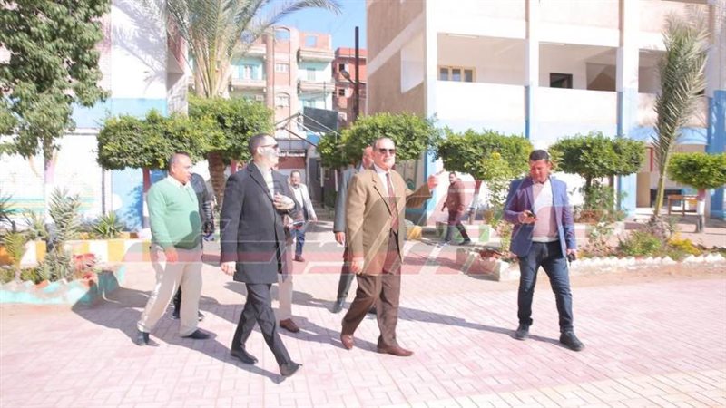 جولة المحافظ