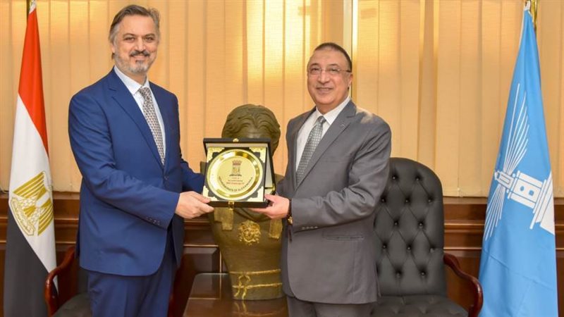 محافظ الإسكندرية