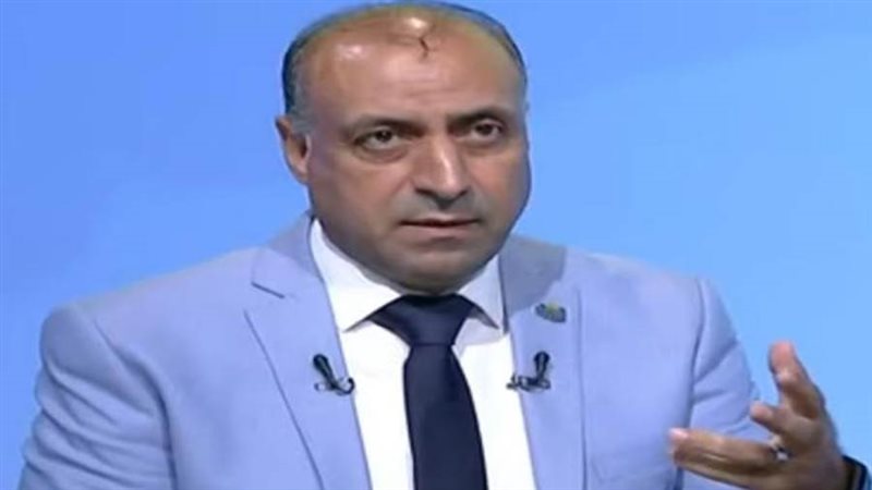 الدكتور أيمن الرقب