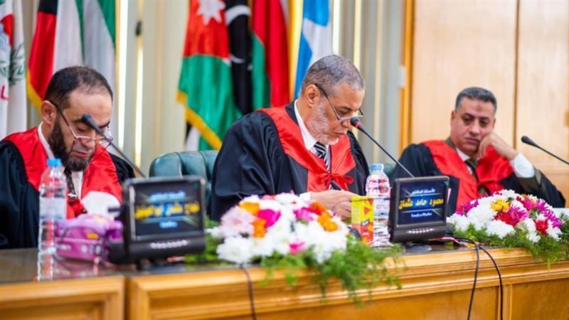 جانب من المناقشة