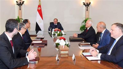 الرئيس يؤكد حرص مصر على القيام بدور رئيسي بعمليات التحول الدولي للطاقة النظيفة