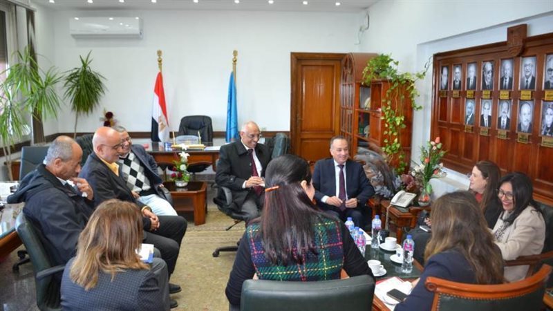 وفد برنامج رواد وعلماء