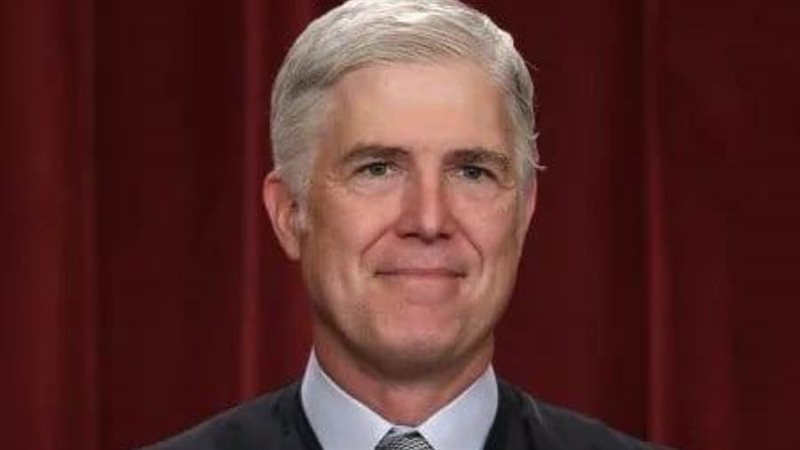 القاضي نيل جورساتش