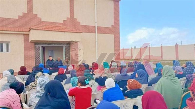 خلال الندوة